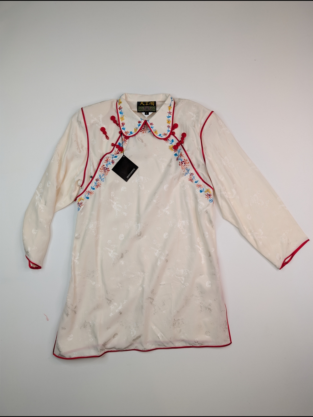 100% Silk Cream Floral Kimono with Red Trim